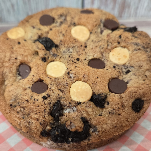 Oreo Cookie Cake 4"